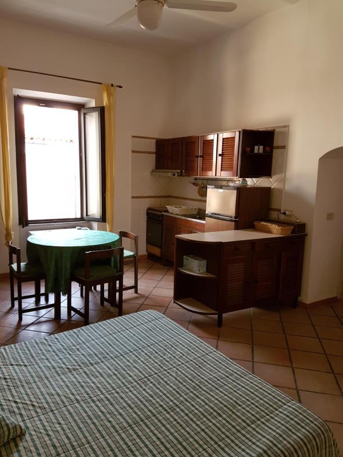 Monolocale In Villa Centrale Λα Μανταλένα Εξωτερικό φωτογραφία